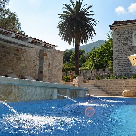 Boutique Hotel Malo Selo Herceg Novi Buitenkant foto