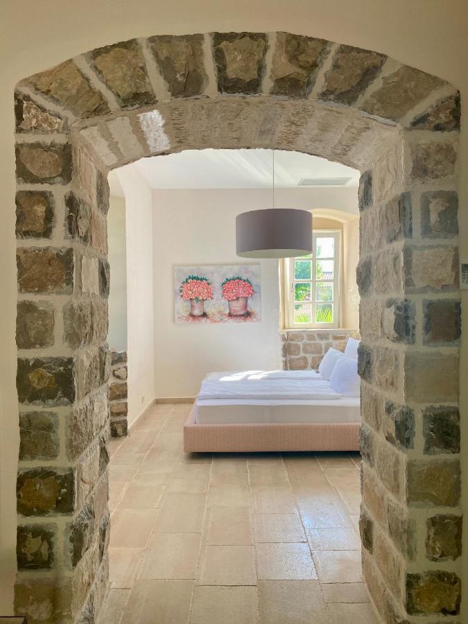 Boutique Hotel Malo Selo Herceg Novi Buitenkant foto