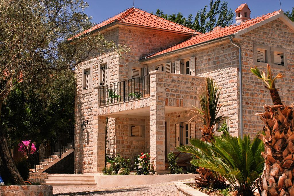 Boutique Hotel Malo Selo Herceg Novi Buitenkant foto